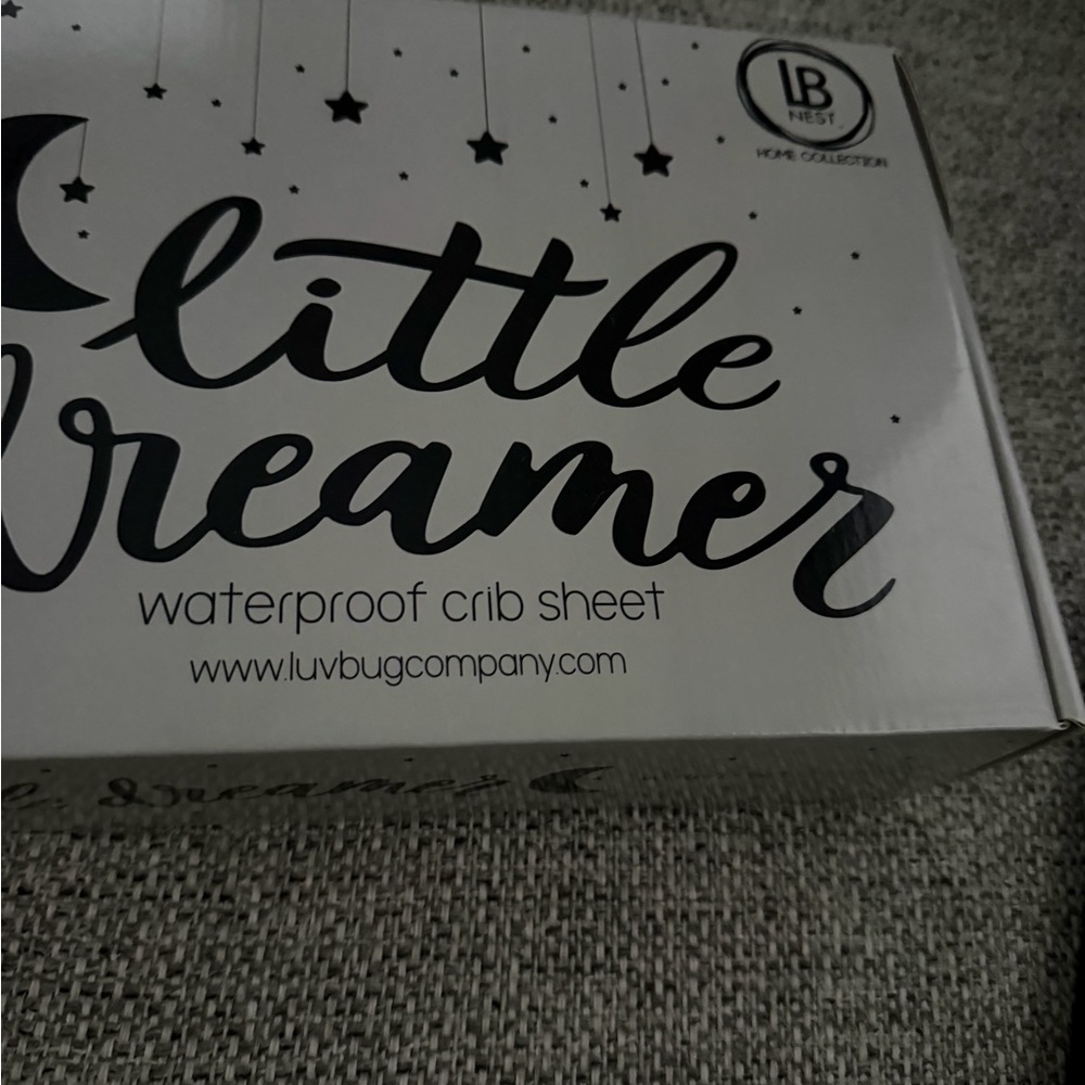 Little Dreamer Waterproof Crib Sheet - Black